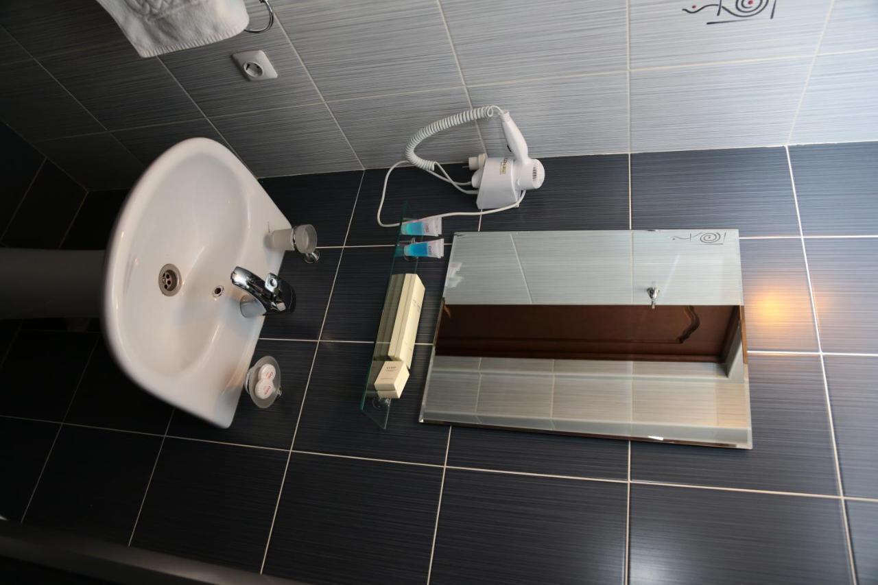 Salem On Samal Hotel Almaty Bagian luar foto